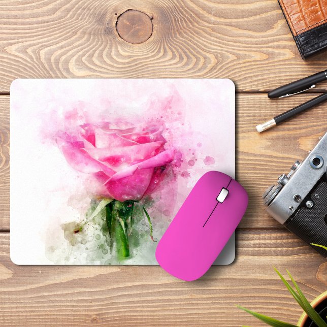 Mousepad Arte de Aquarela de Rosa Rosa em Fundo Branco (Pink Rose Watercolor Art on White Background. Mouse Pad)