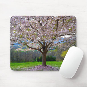 Mousepad Árvore de Flor de Cerejeira Rosa com Florestas