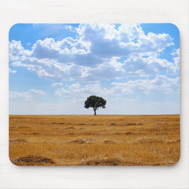 Mousepad Árvore num campo de trigo colhido (Frente)