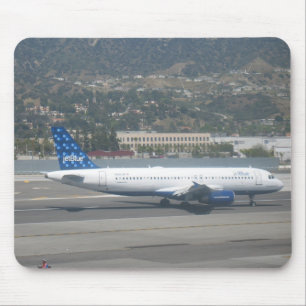 Mousepad Azul do jato em RWY 8 em KBUR