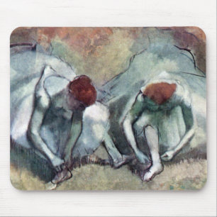 Mousepad Bailarinas Amarrando os Seus Sapatos por Edgar Deg