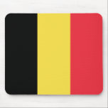 Mousepad Bandeira belga<br><div class="desc">Esta design é constituída pela bandeira nacional da Bélgica (oficialmente o Reino da Bélgica), que é um país da Europa Ocidental. A Bélgica é delimitada pelos Países Baixos a norte, pela Alemanha a leste, pelo Luxemburgo a sudeste, pela França a sudoeste e pelo Mar do Norte a noroeste. A maior...</div>
