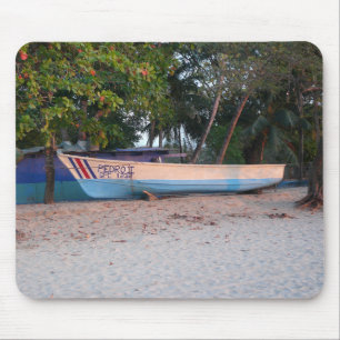 Mousepad Barco de Pesca na praia de Tamarindo, Costa Rica