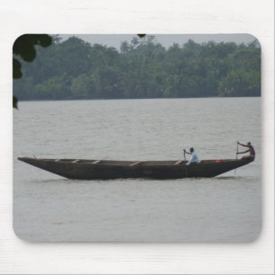 Mousepad Barco no rio
