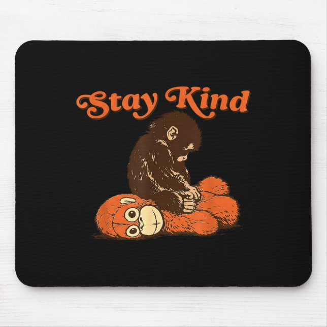 Mousepad Bebê macaco soco fique gentil brinquedo de pelúcia (Frente)