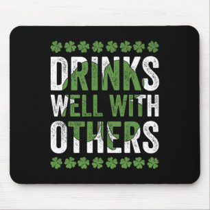 Mousepad Bebidas Divertidas do Dia de São Patrício Bem Com 