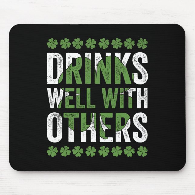Mousepad Bebidas Divertidas do Dia de São Patrício Bem Com  (Frente)