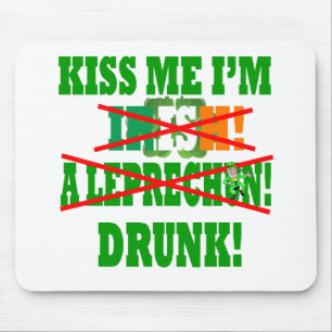 Mousepad Beije-me, sou irlandês, um duende, bebado!