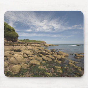 Mousepad Beira-mar rochoso com viagem do Motorboat