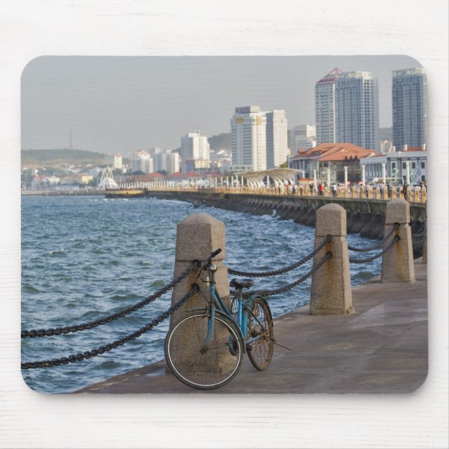 Mousepad Bicicleta na orla com a silhueta da cidade de Yant (Frente)