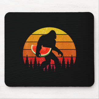 Mousepad Bigfoot Engraçado Com Fatia de Melancia Verão