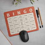 Mousepad Bingo<br><div class="desc">Bingo Mouse Pad - Procurando por ideias de presentes no escritório? Não olhe mais... temos você coberto. Nenhum encontro chato será o mesmo com estas hilárias mouses pads de bingo! A ilustração é um cartão de jogo Bingo com palavras-chave que ouvimos todos os dias durante reuniões de negócios aborrecidas, como...</div>