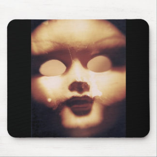 Mousepad Boneca assustador