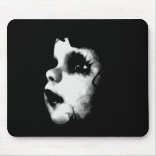 Mousepad Boneca assustadora