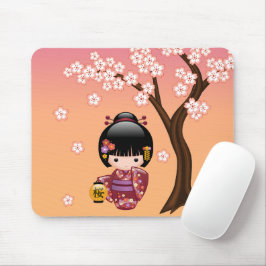 Mousepad Boneca Sakura Kokeshi - Garota Geisha em Pêssego