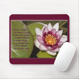 Mousepad Bonito Lily de Água Rosa Flutuando em Lily Pad Fo