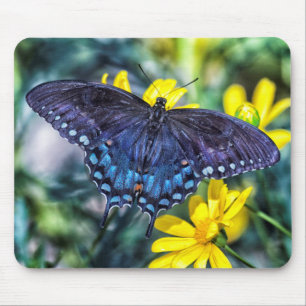 Mousepad Borboleta-cauda-negra com flores amarelas