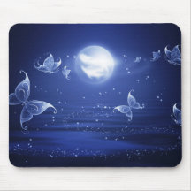 Borboletas espumantes As mariposas voam à luz da l