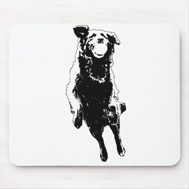 Mousepad Brancos abertos, pose acentuada (Frente)
