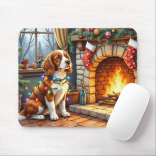 Mousepad Brittany Spaniel Lareira com Luzes de Natal