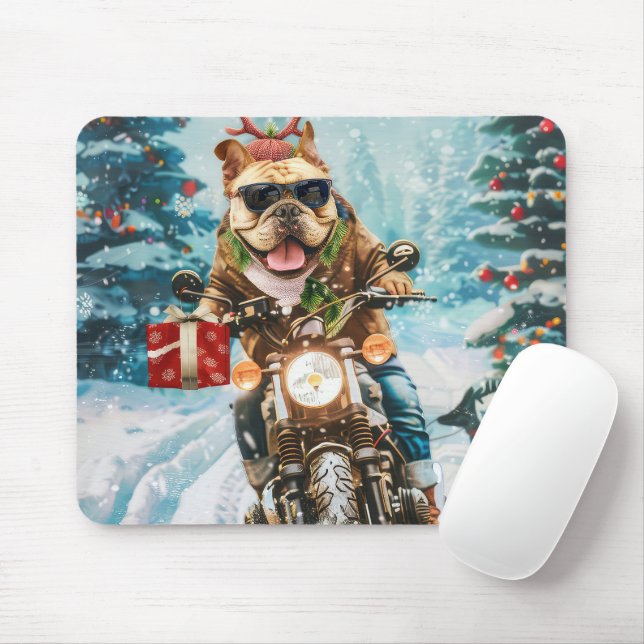 Mousepad Bulldog Pilotando Moto de Natal (Com mouse)