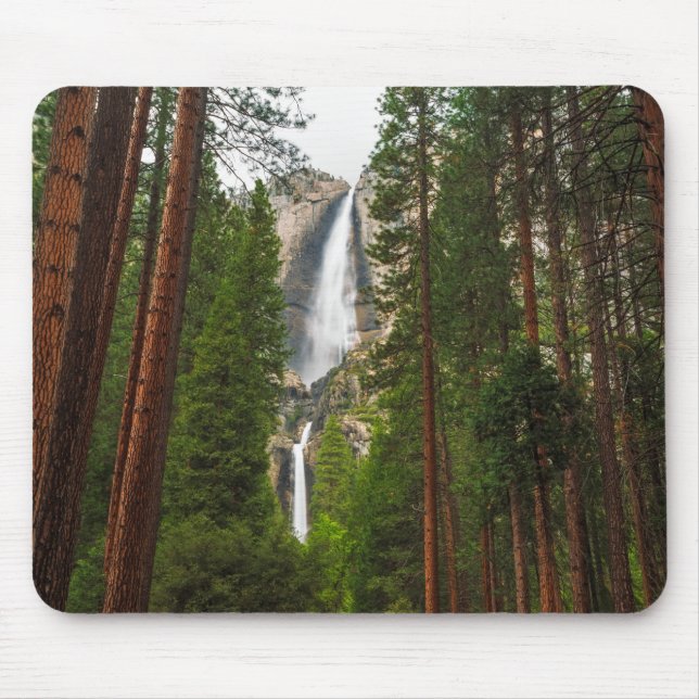 Mousepad Cachoeira de Yosemite através da Floresta (Frente)