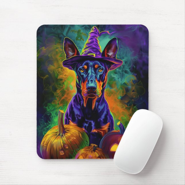 Mousepad Cachorro Dobermann Assustador Dia das Bruxas Bruxa (Com mouse)