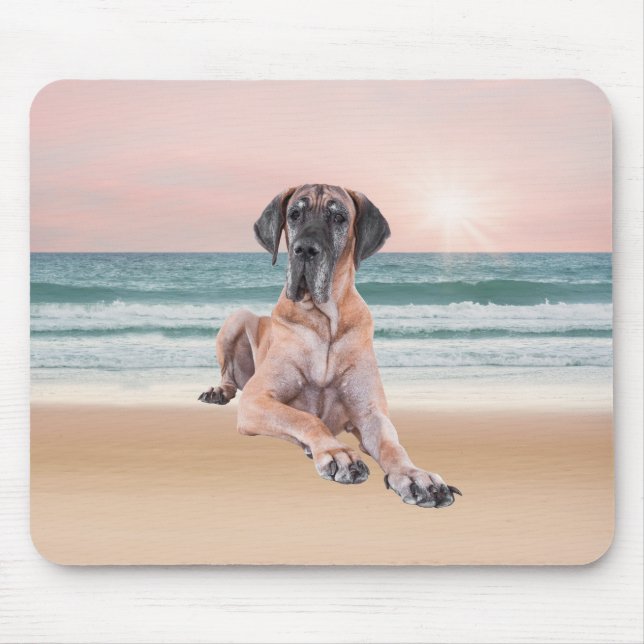 Mousepad Cachorro Great Dane Fofo Sentado na Praia Personal (Frente)