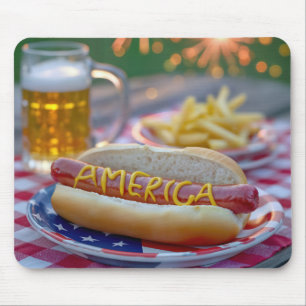 Mousepad Cachorro Quente de 4 de Julho Com Cerveja