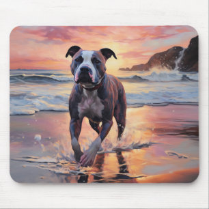 Mousepad Cachorro Sandy American Staffordshire na Praia ao