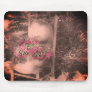 Mousepad Cadeira De Jardim Flor Preta E Branca