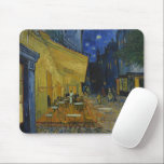 Mousepad Café Terrace à noite por Vincent van Gogh<br><div class="desc">Café Terrace à Noite. Pintado em 1888 por Vincent van Gogh. Esta imagem está no dominio público.</div>