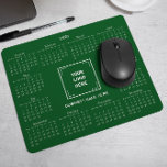 MOUSEPAD CALENDAR 2025 - VERDE DO LOGOTIPO DE NEGÓCIOS DA E<br><div class="desc">Design seu próprio mouse pad personalizado 2025 com o logotipo da sua empresa. É uma oferta de promocional perfeita ou um presente corporativo para clientes, fornecedores, funcionários e outros indivíduos valiosos. O calendário é exibido elegantemente com uma fonte sofisticada de serifa, garantindo clareza e profissionalismo, enquanto o layout mantém todos...</div>