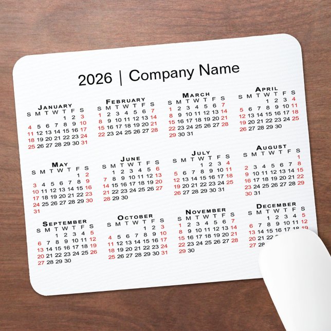 Mousepad Calendário 2026 com Nome da Empresa em Branco (2026 Calendar with Company Name on White Mouse Pad, in situ)