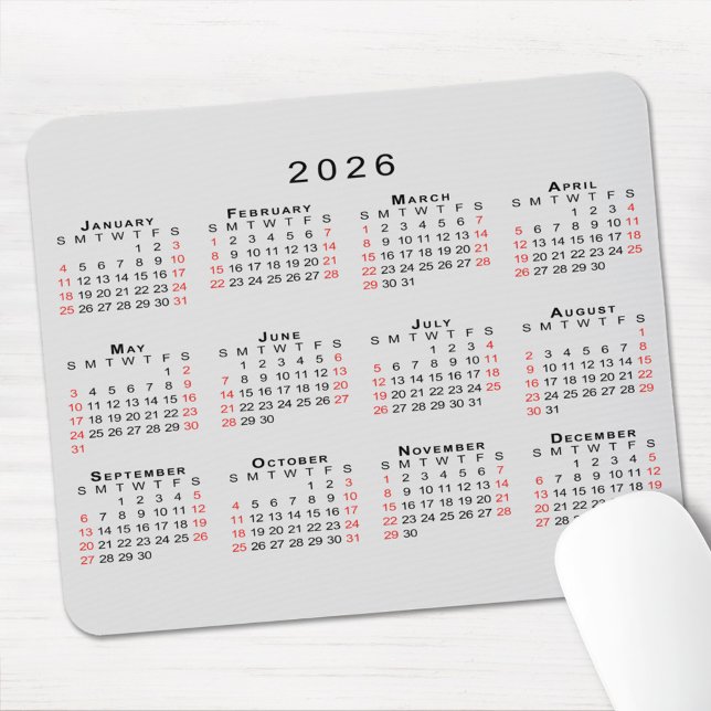 Mousepad Calendário 2026 Simples Cinza Preto Vermelho (2026 Calendar Simple Gray Black Red Mouse Pad, in situ)