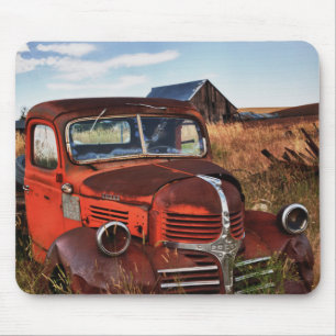 Mousepad Caminhão Dodge laranja enferrujado com fazenda aba