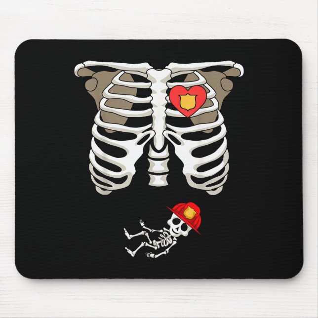 Mousepad Camiseta de Bombeiro Engraçada Esqueleto de Gravid (Frente)