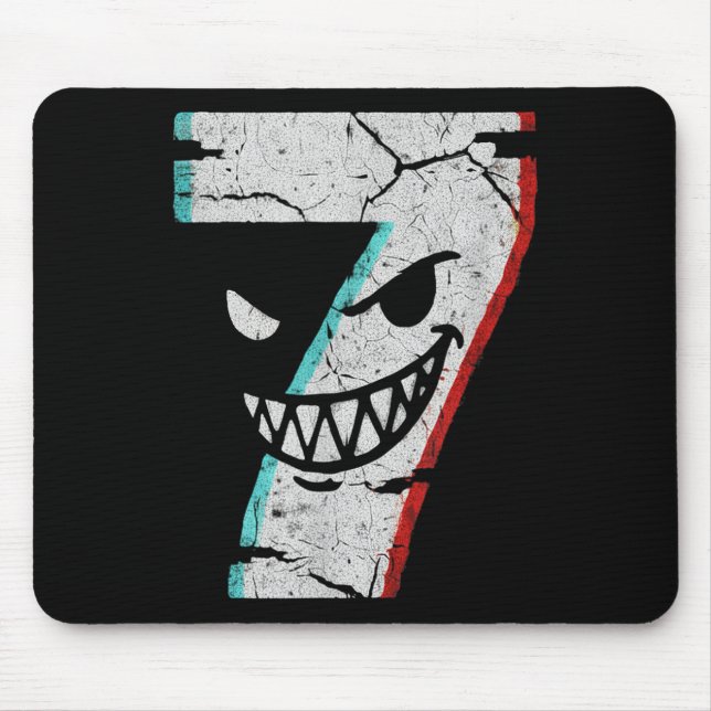 Mousepad Camiseta do Número 7 Mau - Piada do 7 Comeu 9 Meme (Frente)