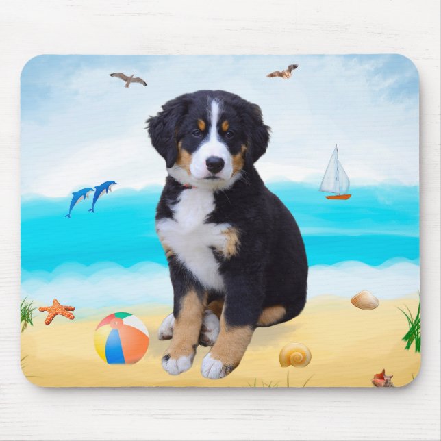 Mousepad Cão de Montanha Bernês na Praia (Frente)