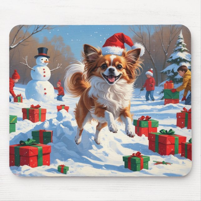 Mousepad Cão Papillon Correndo na Neve com Chapéu de Natal (Frente)