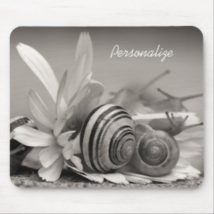 Mousepad Caracóis de jardim na flor da margarida com nome