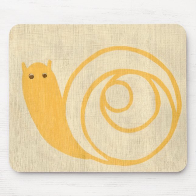 Mousepad Caracol Amarelo no Fundo do Creme (Frente)
