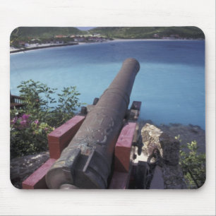 Mousepad CARIBE, St. Barts, Connon apontando para a Baía de