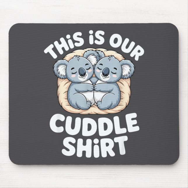 Mousepad Casal de Coala Fofo Ninho Este É Nosso Abraço  (Frente)