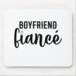 Mousepad Casamento de homem casado com Namorado noivado<br><div class="desc">Crie um acessório de excelente para o único mouse que você quer que esteja correndo com um mouse personalizado para sua casa ou escritório! Decorra-o com a sua imagem favorita ou escolha entre milhares de designs que parecem excelentes e protegem o rato de arranhões e detritos.</div>