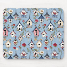 Casas de Pássaros em Patchwork Floral e Fundo Azul
