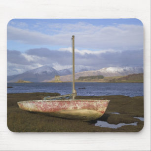 Mousepad Castelo Stalker com barco de pesca em primeiro