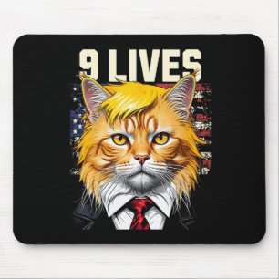 Mousepad Cat In Suite com Trump Hair Nove Vidas Sinalizador