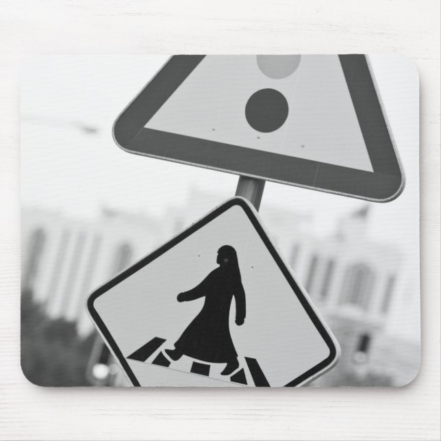 Mousepad Catar, Ad Dawhah, Doha. Pedestre Árabe 2 (Frente)