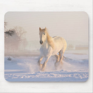 Mousepad cavalo branco em neve